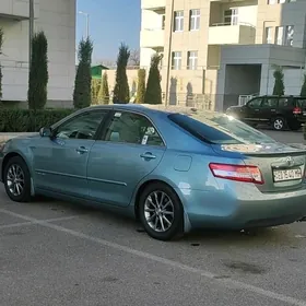 Toyota Camry 2011