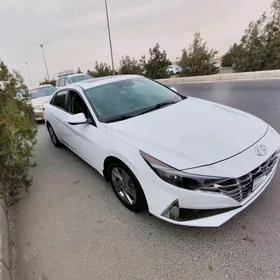 Hyundai Elantra 2021