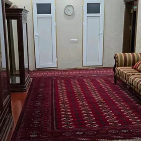 Мир 5 4ком 1этаж