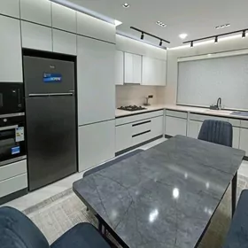 Arenda Mir7 3 komnat