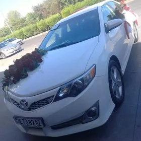 Toyota Camry 2012