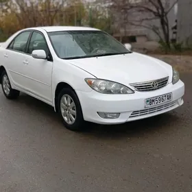 Toyota Camry 2005