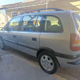 Opel Zafira 2000