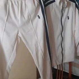 спортивный костюм