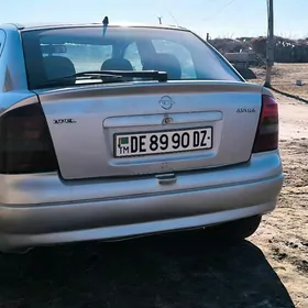 Opel Astra 2003