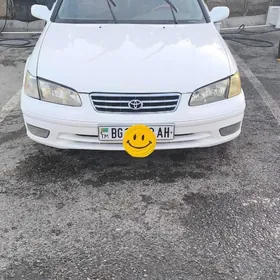 Toyota Camry 2001