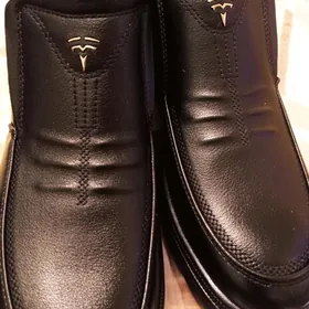 Ботинки новые с мехом