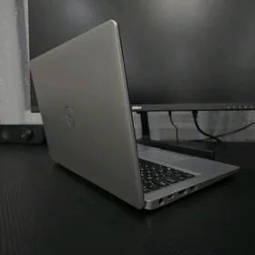 Dell 5310 i7-10 16\512