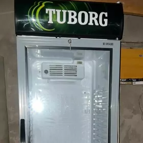 Witrina UGUR Holodilnik