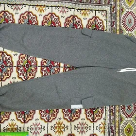 Спортивные штаны