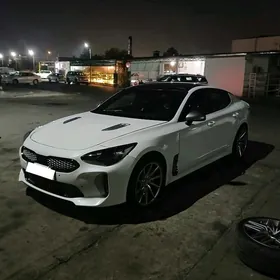 Kia Stinger 2021