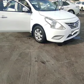 Nissan Sunny 2014
