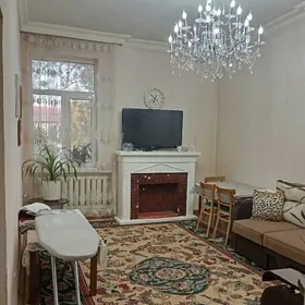 Центр 4 ком 2этаж 101.1м²