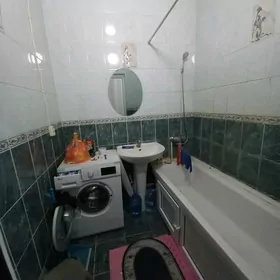 MIR 7/1 1 KOM 5 ETAJ.