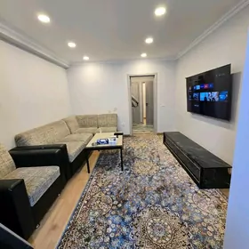 Arenda 9 mkrn 3/3 etaź 3 komna