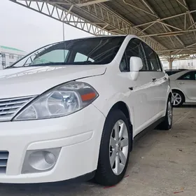 Nissan Versa 2010