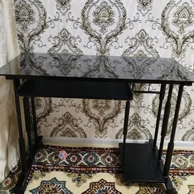 Стол компьютерный