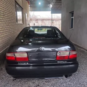 Toyota Corona 1995