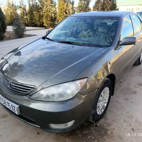 Toyota Camry 2005