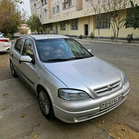 Opel Astra 2000