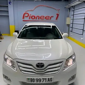 Toyota Camry 2010