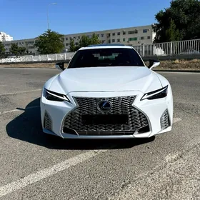 Lexus IS 350 2022
