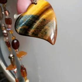 Камень Кошачий глаз