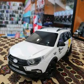 Aksiýa Saýlanyň 200 manat