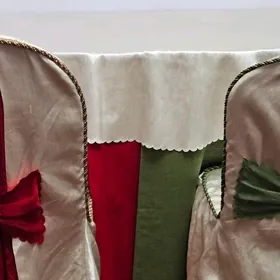 Stol-stul üçin çehol, skatert.