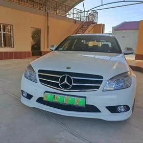 Mercedes-Benz C300 2008