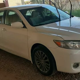 Toyota Camry 2011