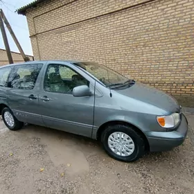 Toyota Sienna 1998
