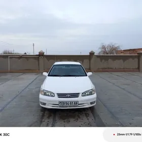 Toyota Camry 2000