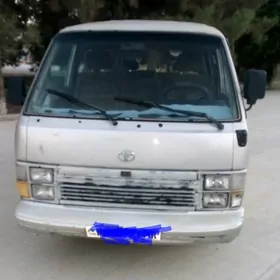 Toyota Hiace 1986