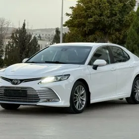 Toyota Camry 2022