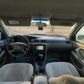 Toyota Camry 1997