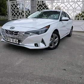 Hyundai Elantra 2021