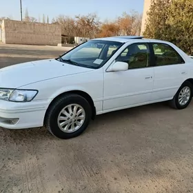 Toyota Camry 1997