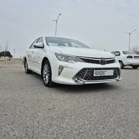 Toyota Camry 2017