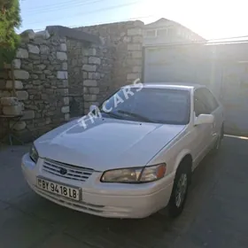 Toyota Camry 1999