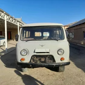 UAZ 469 2000