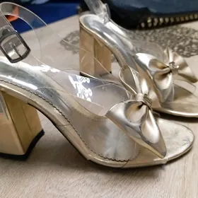 Обувь разная