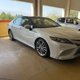 Toyota Camry 2023