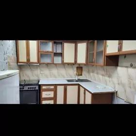 4 Mkr (2 kom) 1 etaz