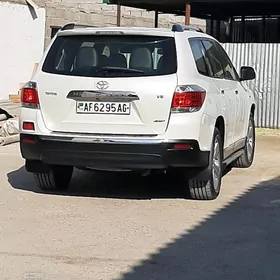 Toyota Highlander 2011