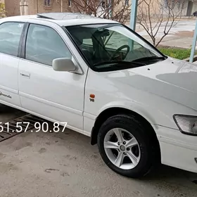 Toyota Camry 1999