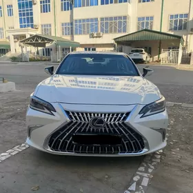 Lexus ES 350 2019