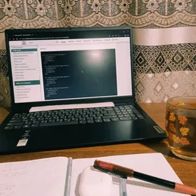 Lenovo ideapad 1i (15"7)