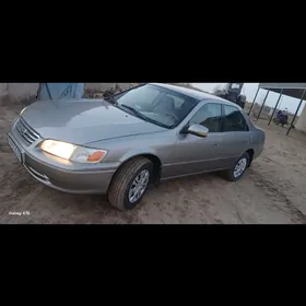 Toyota Camry 1999