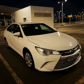 Toyota Camry 2017
